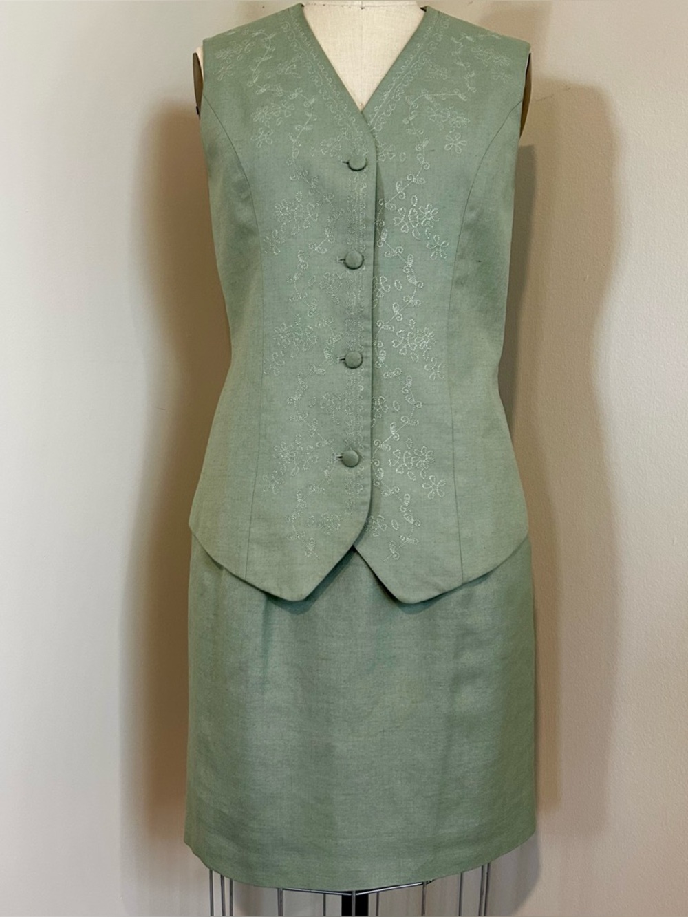 VTG 90s Talbots Linen Blend Sage Green Embroidered Vest Skirt Suit Set Sz 4